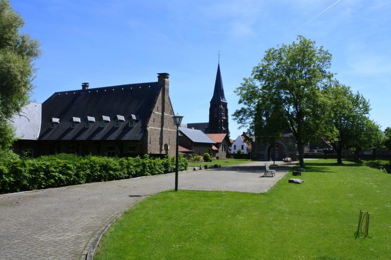 B & B Kasteelhoeve Borgharen - Maastricht Eksteriør billede